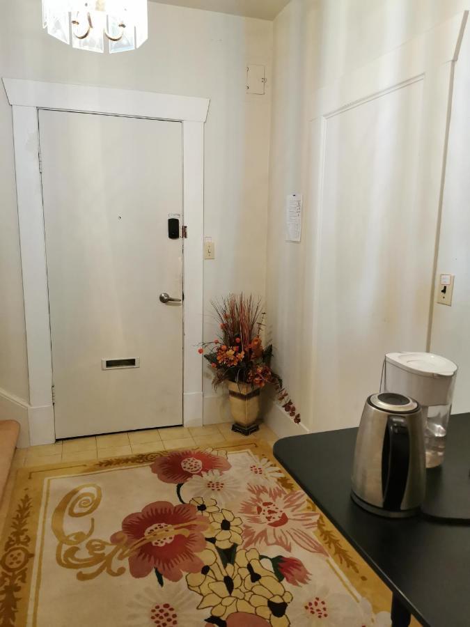 John'S House In Vancouver West מראה חיצוני תמונה